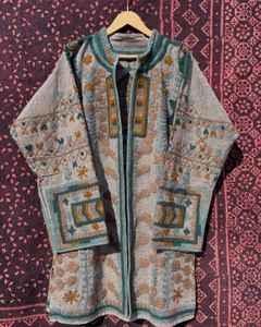 Chaqueta Suzani Multicolor, Chaqueta de Terciopelo, Chaquetas Largas de Diseñador para Mujer, Hermoso Diseño - Product Image 2