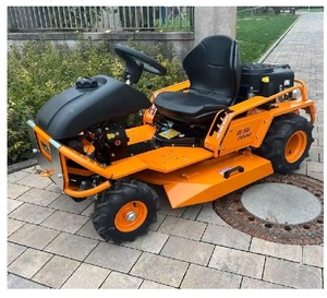 Tondeuse professionnelle Enduro AS 900 de pointe pour l'entretien des pelouses, des parcs, des champs et des terres commerciales - Product Image 1