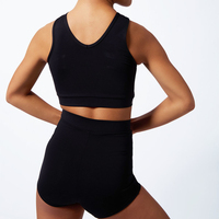 Ensemble de yoga d'exercice de pilates de sport de fitness pour femmes avec logo personnalisé en 2 pièces, respirant, élastique, grande taille, avec shorts
