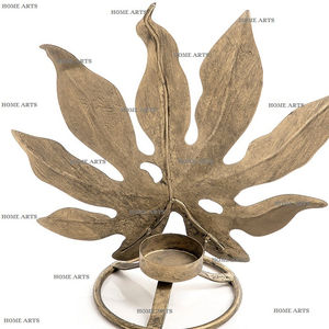 Lot de 2 bougeoirs de table décoratifs en laiton avec motif de feuilles bougeoirs de forme ronde du meilleur exportateur en Inde - Product Image 6