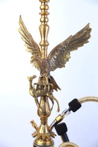 Chicha Eagle Hunting Gazelle |   Pipe à chicha de luxe en laiton avec motif animalier complexe, finition miroir, triple couleur oxyde de cuivre - Product Image 4