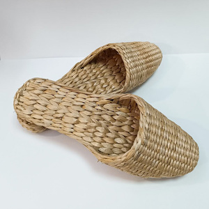 Chaussons pour hommes en jacinthe d'eau de qualité supérieure Chausson écologique pour homme en extérieur et en intérieur - Product Image 2