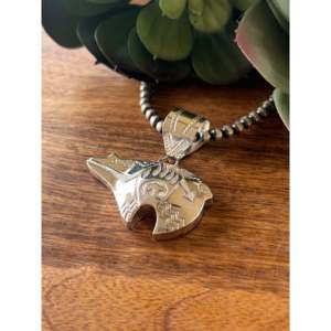 Collier pendentif animal en argent sterling Alonzo Mariano, ethnique, tendance, classique, religieux, avec accent de diamant et de perle, cadeau d'anniversaire - Product Image 3