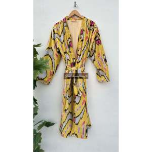 Robe kimono en velours à imprimé floral Ikat, veste longue réversible en coton avec cordon de serrage, peignoir doux pour l'automne - Product Image 1