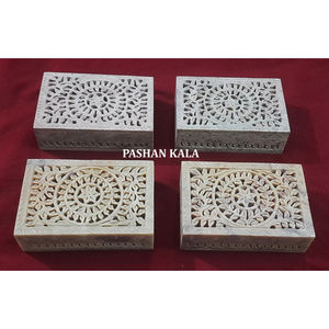 Pierre ollaire naturelle faite à la main sculpture boîtes à bijoux forme rectangulaire utiliser décoration de la maison Thanksgiving couleur naturelle conception de fleurs - Product Image 1