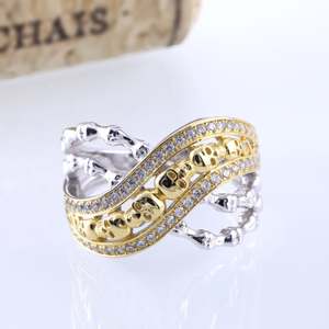 Bague de mode Jeulia en argent sterling bicolore avec crâne croisé - Product Image 5