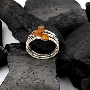 แหวนเงินสามสายพร้อมพลอยซิทรีนแบบหลวมที่ไม่ซ้ำใครผลิตภัณฑ์อัญมณีหลวม - Product Image 3