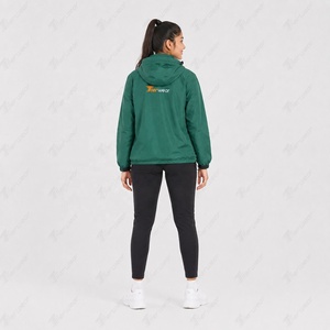 Chaqueta Ligera Impermeable y Cortavientos con Capucha Verde para Mujer, con Bolsillos con Cremallera, de Poliéster, para Invierno - Product Image 5