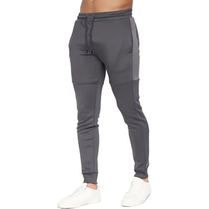 Survêtements d'hiver pour hommes personnalisés 100% coton, ensemble jogging à taille haute en 2 pièces, sweat à capuche imprimé lavé, fabriqué au Pakistan - Product Image 3