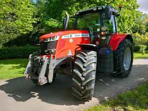 Tractor agrícola Massey Ferguson 7718S 4WD disponible para venta - Product Image 2