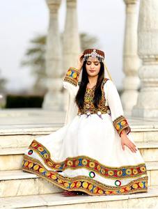 Chapeau afghan traditionnel unisexe fait à la main, couvre-chef ethnique pashtun, broderie culturelle, motif floral vintage, chapeau écologique pour - Product Image 2