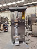 Machine automatique d'emballage liquide de sac de poche Machines d'emballage eau lait Sauce soja, remplissage boisson vin de riz Machines d'emballage