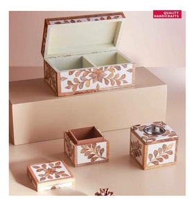 Quemador de Incienso Bakhoor Personalizable Ecológico de Madera de Acacia y Resina Epoxi 2024, Diseño Árabe de Oriente Medio para Fragancia del Hogar - Product Image 2