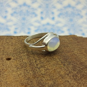 แหวนเงิน925ที่ได้แรงบันดาลใจมาจากโบฮีเมียนทำด้วยมือพลอยโอปอไลต์ทรงรีตัดเพชรเครื่องประดับสำหรับปาร์ตี้งานแต่งงานประดับไข่มุกฝัง - Product Image 1