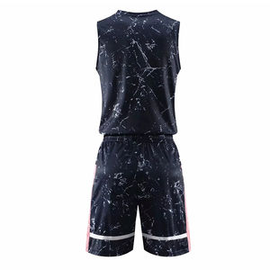 Nouveau maillot de basket-ball d'été, couleur personnalisée et kit d'équipe, respirant, séchage rapide, unisexe, 100% polyester - Product Image 2