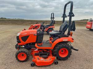 Kubota Lawn <b>Tractor</b> 23HP 4WD Red with Mower Implement Attached Gear Drive Farm & Garden Use - Product Image 2
