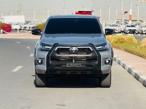 Toyota Hilux Rogue d'occasion/neuf, toutes options, haut de gamme, conduite à droite, transmission automatique - Product Image 3