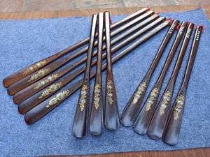 Rehausseur de chaussures en bois de luxe élégant, conçu avec une finition de haute qualité pour un confort quotidien et un style moderne - Product Image 4