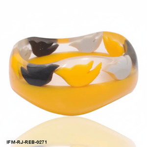 Brazalete de Resina Amarilla Hecho a Mano con Incrustaciones de Aves Multicolores, Estilo Vintage, Joyería con Motivo de Aves para Mujer - Product Image 4