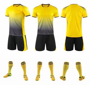 ชุดเสื้อเจอร์ซีย์เล่นกีฬาสำหรับผู้ชายชุดเล่นฟุตบอลสีฟ้าพิมพ์ซับลิเมชันตามสั่ง - Product Image 4