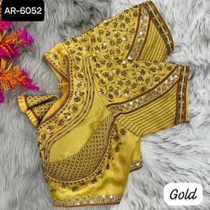 Ropa de boda india Heavy Hend Work Listo para usar Seda italiana suave pura con blusa Fuising de punto para sari y Lehenga Choli - Product Image 5