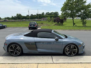 Audi R8 2021 en parfait état - Product Image 4
