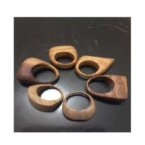 Rond de serviette de luxe, pour table salle de bain chambre éclaircissant fabriqué à la main élégance moderne. Fabriqué en bois naturel de haute qualité - Product Image 3