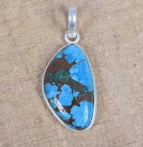 Pendentif en argent sterling turquoise, pierre de naissance de décembre, bijoux faits à la main, élégant, cadeau unique pour femmes - Product Image 1