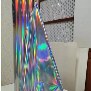 Película PET Holográfica Metalizada Arcoíris Personalizada, Suave, Brillante, de Alto Brillo, Laminación Lisa, Resistente a la Humedad, Adhesivo Antiadherente - Product Image 2
