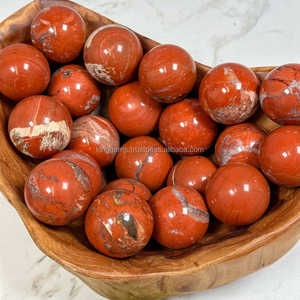 Esfera de Cristal Pulida de Jaspe Rojo Natural, Piedra Curativa - Product Image 3
