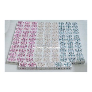 Excellentes boîtes en marbre blanc bleu et rose fabriquées à la main boîtes incrustées de matériaux en nacre pour cadeau d'affaires - Product Image 1