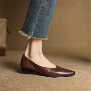 Mocasines de Mujer de Charol Brillante con Punta Redonda, Calzado Casual Transpirable para Dama, Zapatos Planos Puntiagudos - Product Image 3