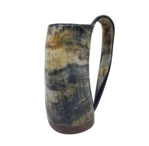 Jarra de Cuerno de Búfalo Naturalmente Esculpida con Tapa de Bambú, con Curvas Suaves y Texturas Ricas para Disfrutar de la Cerveza o el Vino de Forma Rústica y Atemporal - Product Image 6