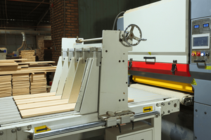 Wholesale European Oak Parquet <b>Flooring</b> Chevron Style <b>Engineered</b> UV Finish - Product Image 5