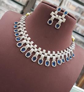 ชุดสร้อยคอเพทายสีเงินหรูหราพร้อมต่างหูสำหรับงานแต่งงานงานหมั้นชุดสำหรับผู้หญิง - Product Image 3