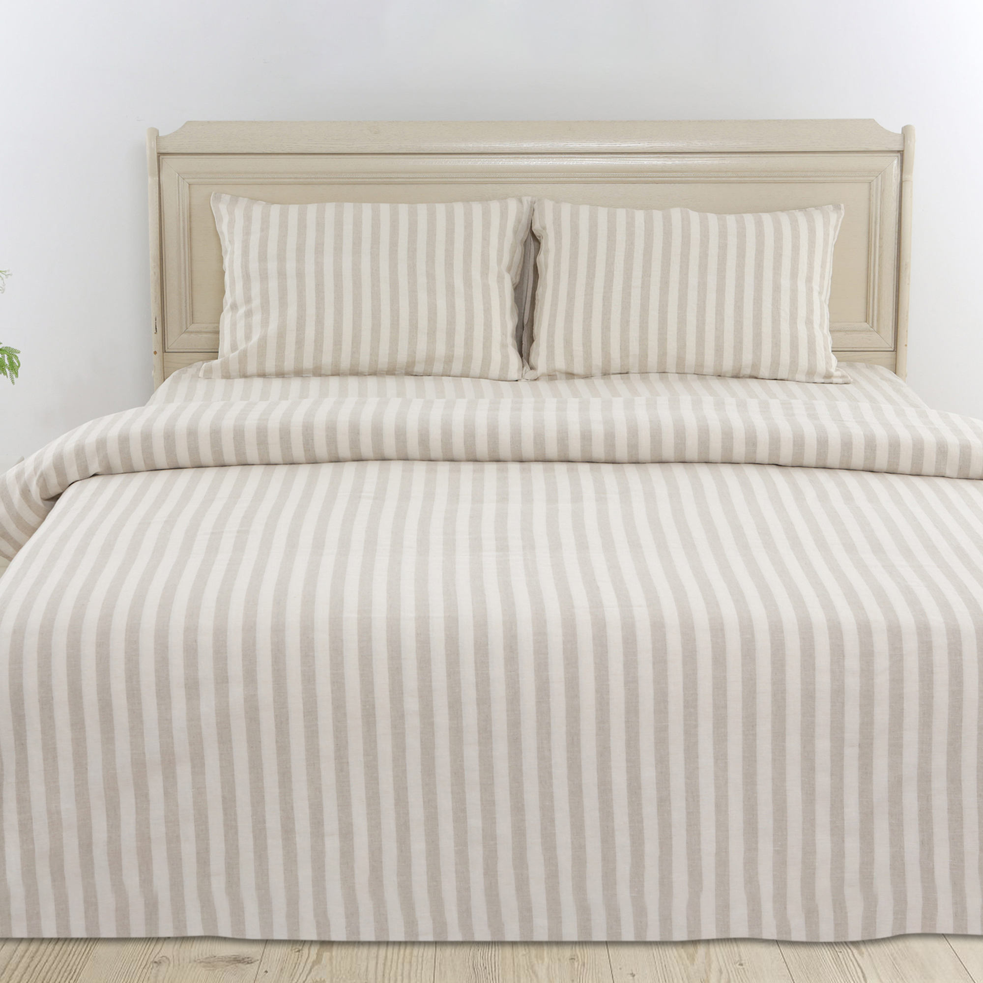 เหลืองอ่อน