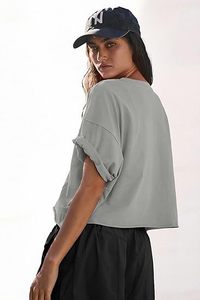 Logo personnalisé T-shirts courts à manches raglan pour femmes - Product Image 2