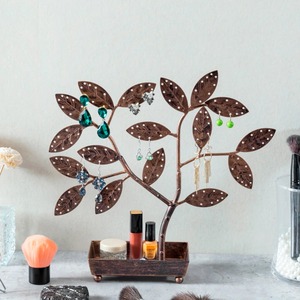 Support de rangement pour bijoux en métal en forme d'arbre avec motif de feuilles, porte-boucles d'oreilles et plateau, présentoir de bureau pour la décoration de la maison, 12x12,5x3,5 pouces - Product Image 1
