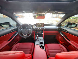 Sedan F SPORT AWD 2023 d'occasion, économique, cuir, 4.5L, automatique, toit ouvrant panoramique, feux diurnes LED haute puissance - Product Image 5