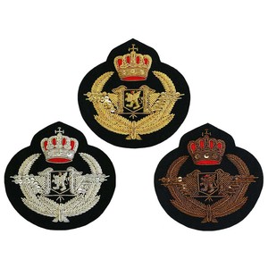 Badge brodé pour blazer, badges en tissu brodés sur mesure à coudre avec épingle de sûreté pour usages multiples - Product Image 2