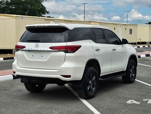 2019 pour Toyota Forr-Tuner SUV Dernier support OEM personnalisé d'origine d'occasion - Product Image 2