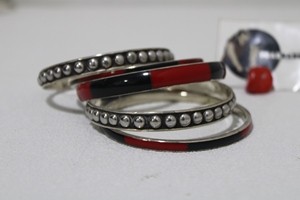 Brazalete de latón en brazalete de diseño antiguo en color rojo y nuevo diseño elegante de moda para mujeres Tradnary - Product Image 2