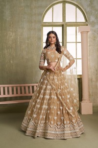 Designer Festive Wear Lehenga Choli Collection Catalogue complet disponible au tarif de gros, collection premium au tarif de gros. - Product Image 2