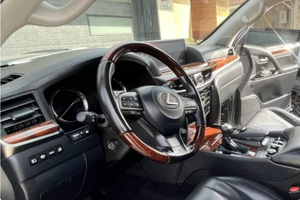 LISTO PARA CONDUCIR - USADO, VOLANTE A LA IZQUIERDA |   CONDUCCIÓN DERECHA |   LEXUS LX570 2018 - Product Image 3