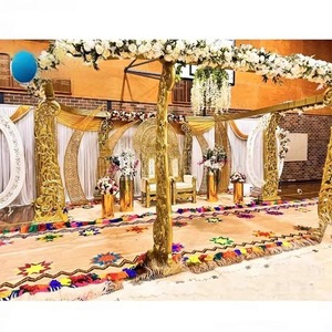 Fabuloso Mandap con Diseño Paisley para Bodas Indias, Decoración Dorada para Bodas Inglesas, Escenario de Recepción Personalizado con Diseño Paisley para Reino Unido - Product Image 1
