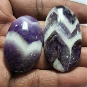 Gema de Amatista Natural, Corte Ovalado, Color Morado Blanco, Tamaño Libre, Cabujón Suelto para Joyería - Product Image 1