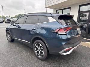 Clean Blue 2024 para Sportage Hybrid SUV AWD, Asientos de Cuero Usados, Paquete Premium, Sistema de Navegación Bluetooth, Techo Solar, Calefacción, Lado Izquierdo - Product Image 2