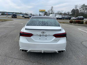 Toyota Camry XSE Turbo 2018, Sedán Automático con Motor V6 de 3.5L, Asientos de Cuero, Techo Corredizo Panorámico, Faros LED y Cámara Trasera - Product Image 6