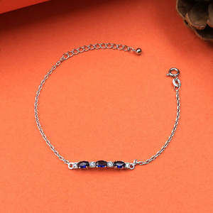 Pulsera de Moda con Dijes Lineales Azules y Plateados - Product Image 5