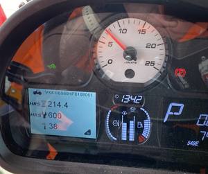 Tractor agrícola Massey Ferguson 5S.135 4x4 con tracción en las cuatro ruedas y cargador para uso agrícola disponible para la venta. - Product Image 5